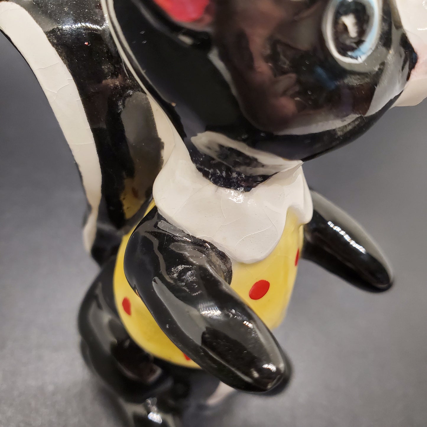 Tall Cartoon Skunk Salt and Pepper Shaker Set