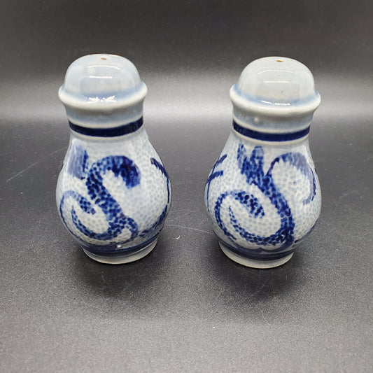 Dutch Salt Glaze Salt and Pepper Shaker Set