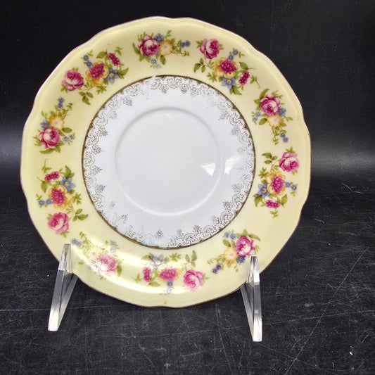 Gold Castle "Hostess" c. 1940 Japan Gold Castle Stamp Saucer