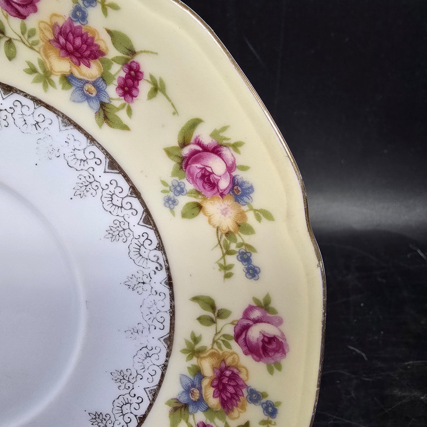 Gold Castle "Hostess" c. 1940 Japan Gold Castle Stamp Saucer